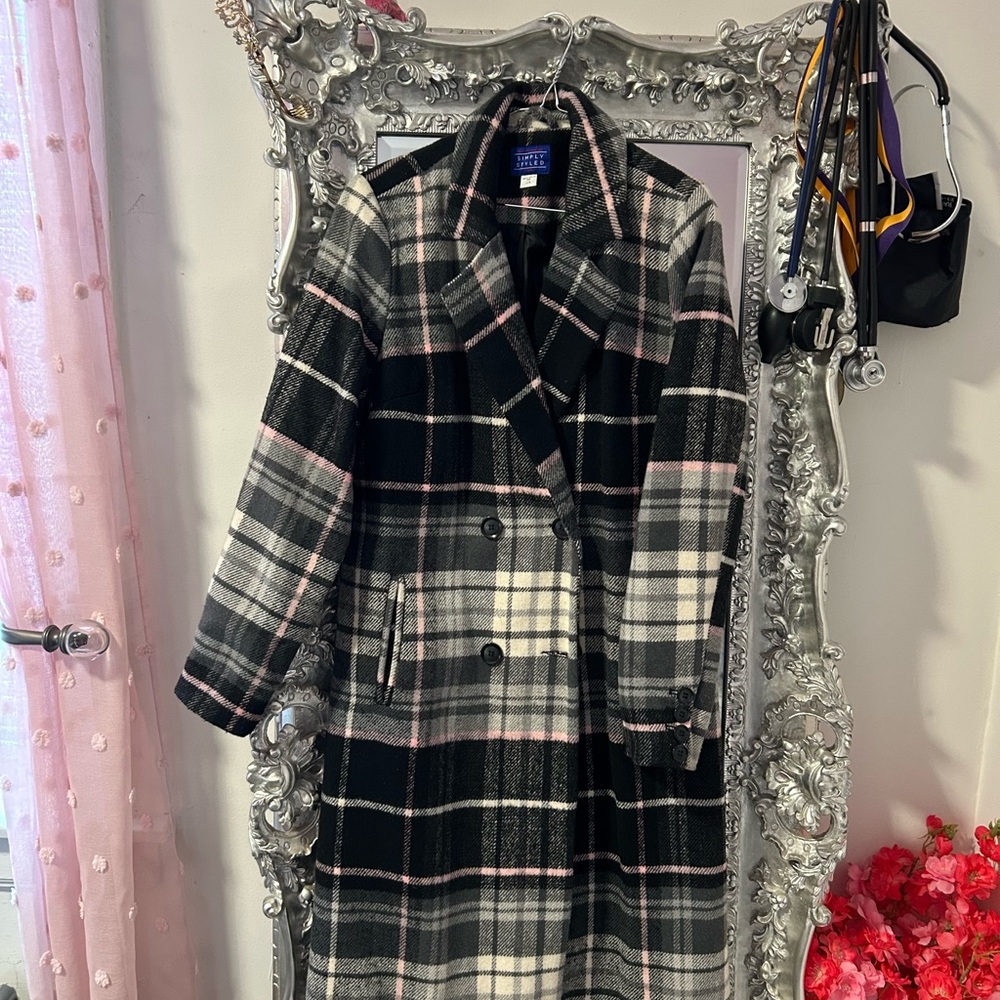 Simply Styled Black and Pink Checkered Jacket
